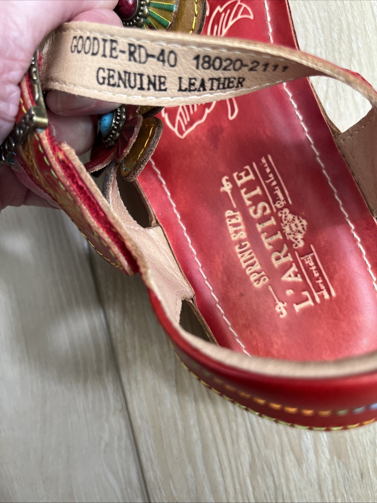 L’Artiste Spring Step Leather Goodie Flower Sandal Red Size 40 US Size 9