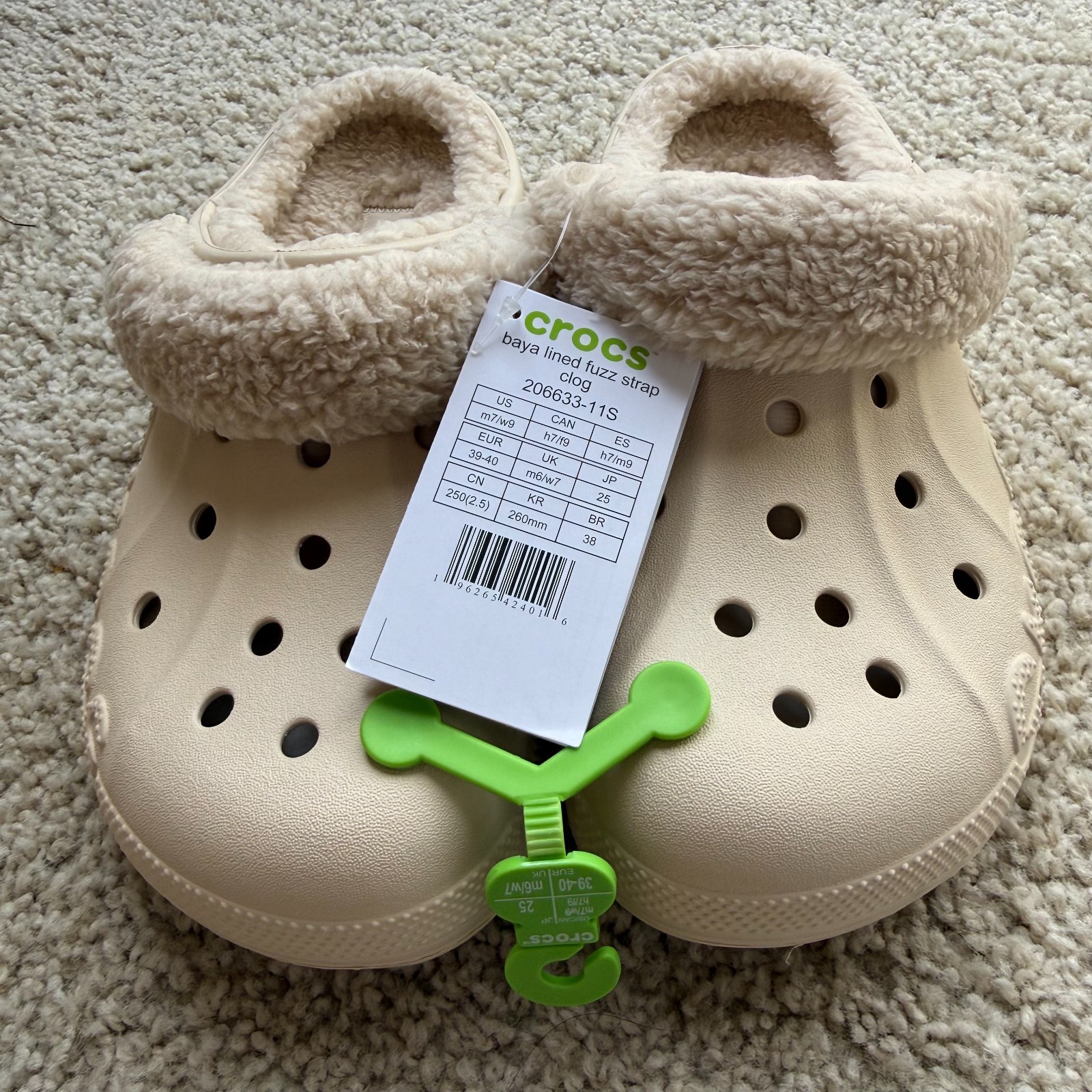 NWT Crocs Baya Lined Fuzz Strap Clog Winter White Men 7 Women 9 Slippers 206633