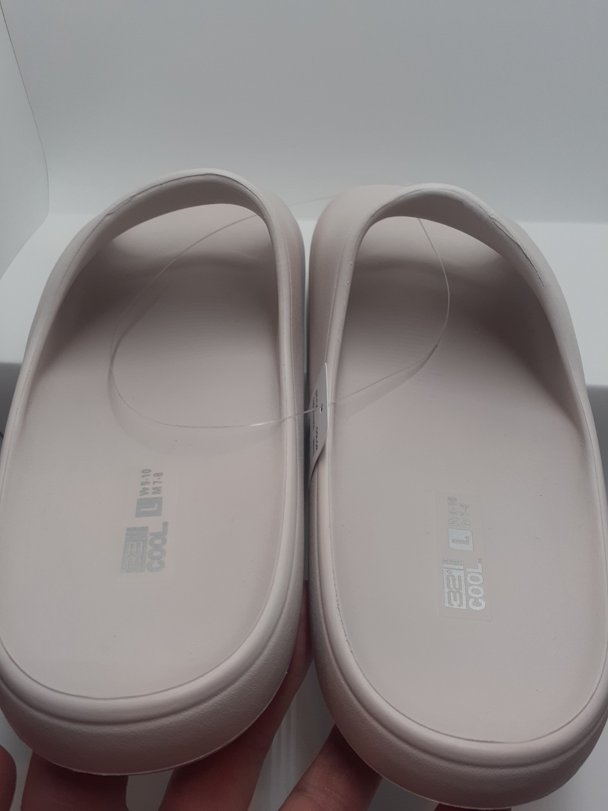 32 Degrees Cool Unisex Cushion Slide Sandals us sizeL white men 7/8 women 9/10