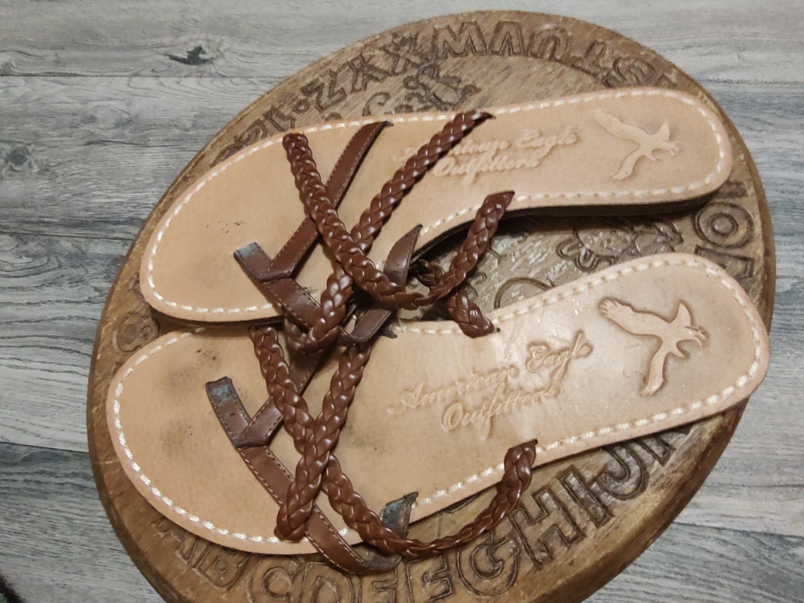 American Eagle AEO Sz 8 Strappy Sandals Flats Braided Flip Flops Brown Boho EUC!