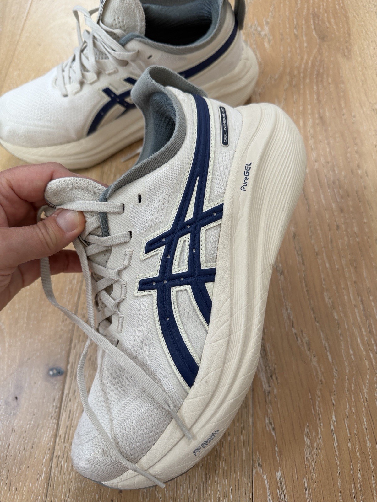 ASICS Women’s Gel-Nimbus 27 ASICS Track Club Birch Indigo Blue Size 9.5