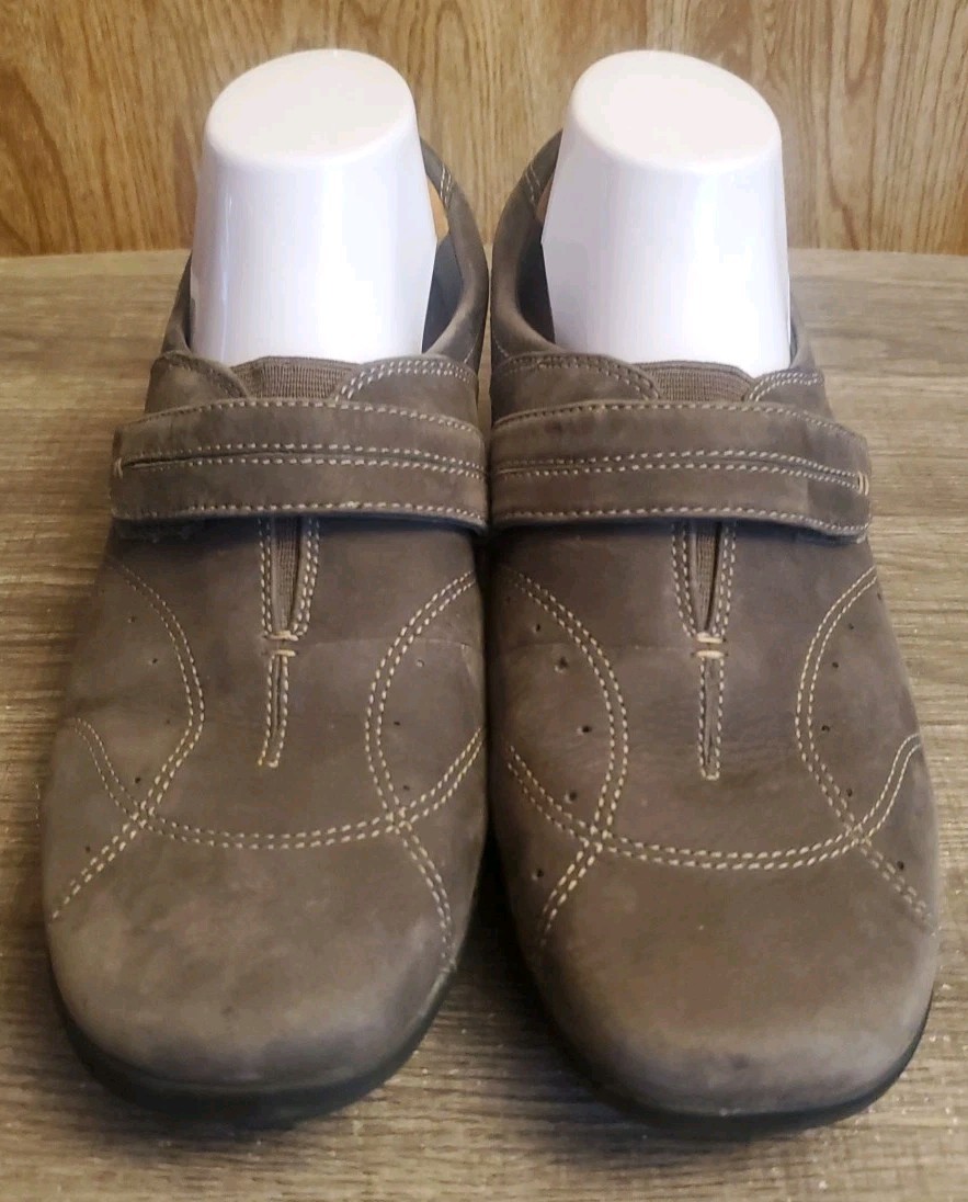 Clarks Un Boost Slip-Resistant Shoes Women’s Size 9 Grey