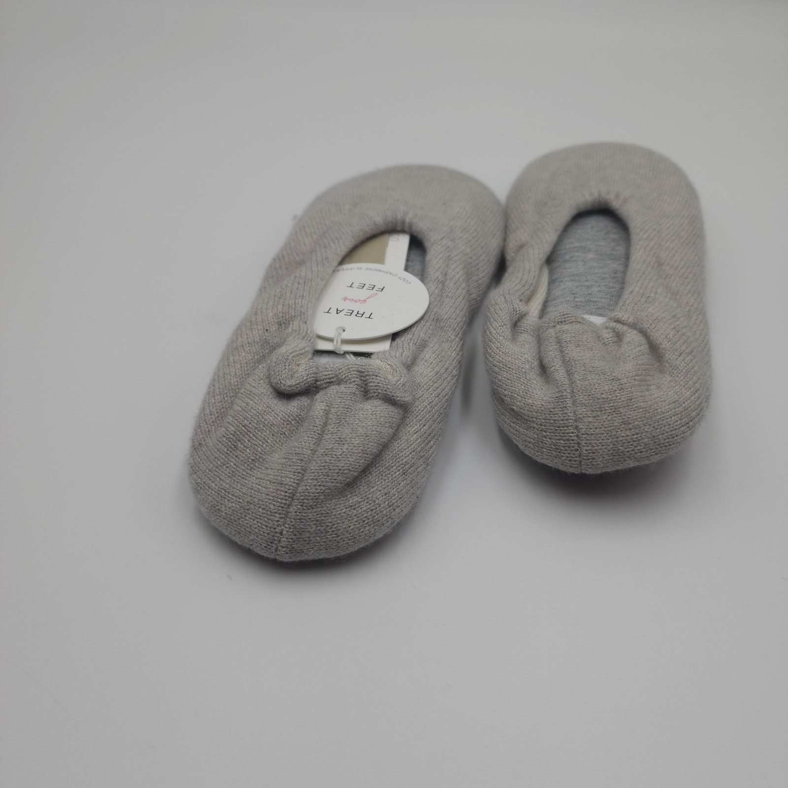 Skin Cashmere Ballet House Flat in Grey Size XS