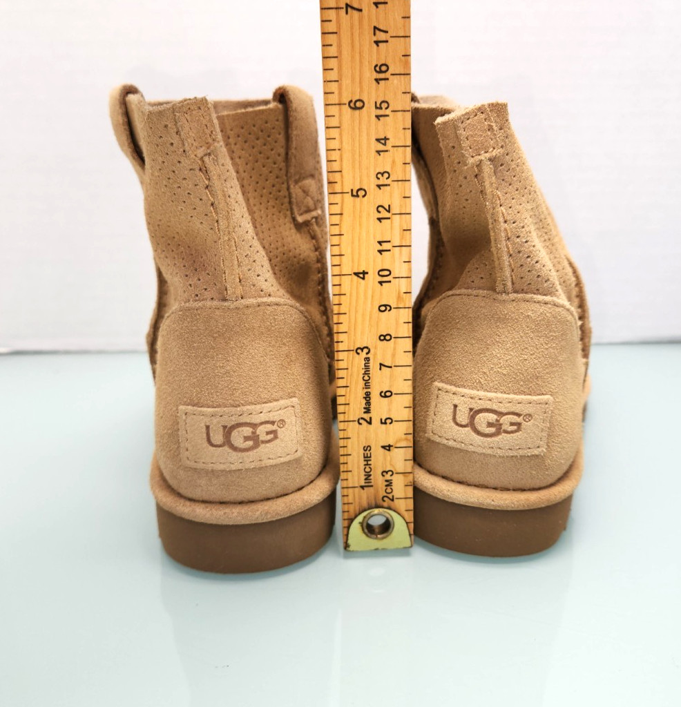 UGG classic unlined perforated mini tan suede ankle boots New Sz 7
