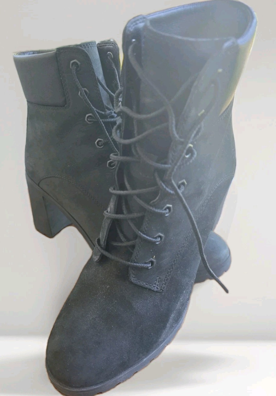 Timberland Women’s Lace Up Heeled Ankle Boots Ortholite Nubuck