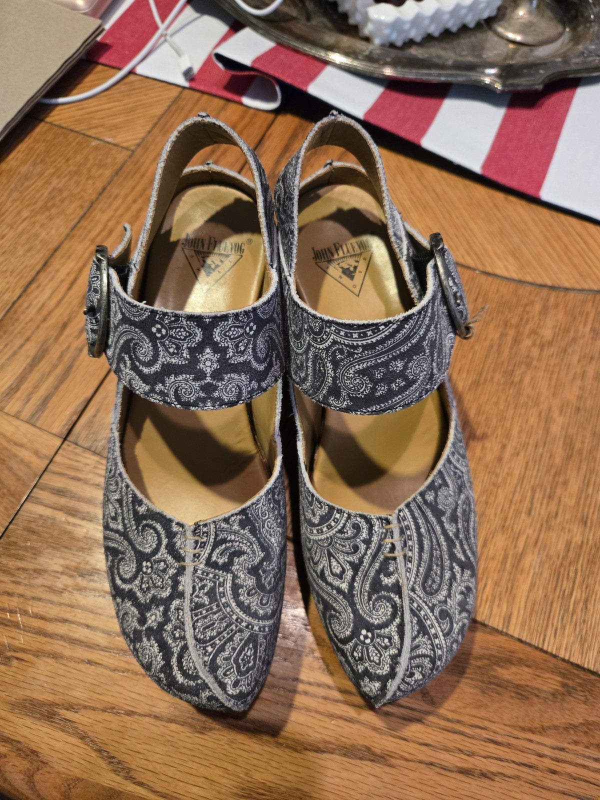 John Fluevog Women’s Paisley Mary Jane Heels Black/Blue Round Toe Buckle 5