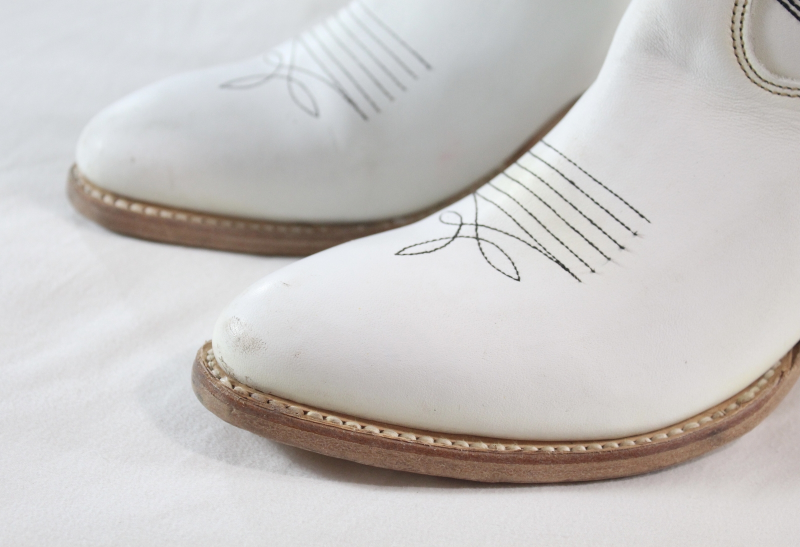 MEZCALERO – NWT $599 WHITE LEATHER «MEZCAL» WESTERN BOOTS (COWBOY CARTER!!!) 40