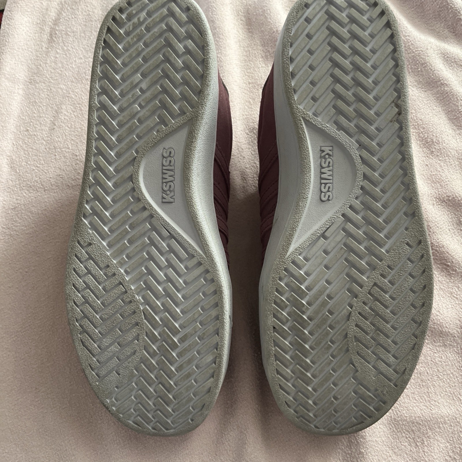 K-Swiss Women’s Dusty Pink Sneakers Tennis Shoes Size 9.5 9 1/2 Suede EUC