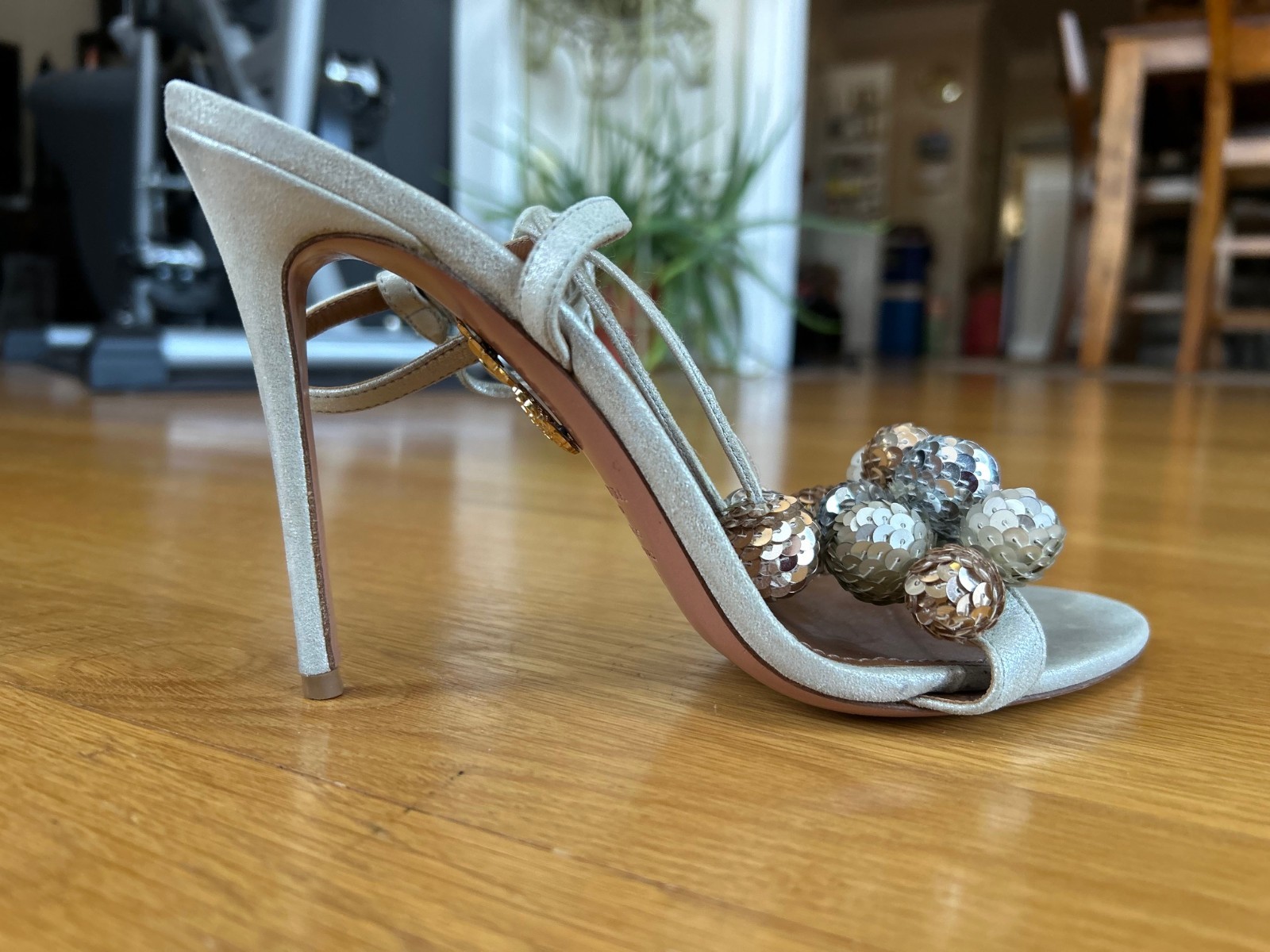 AQUAZZURA Metallic & Nude Disco Thing Suede Sequined Pom-Pom Sandals IT 39 Good