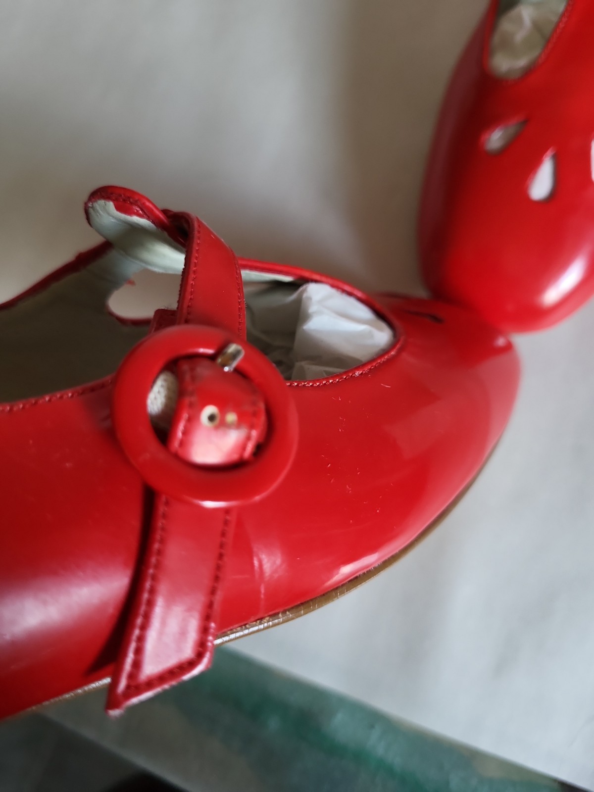 Vintage Clicks Size 7 B Red Patent Leather Flats Mary Kane Cutout Toe