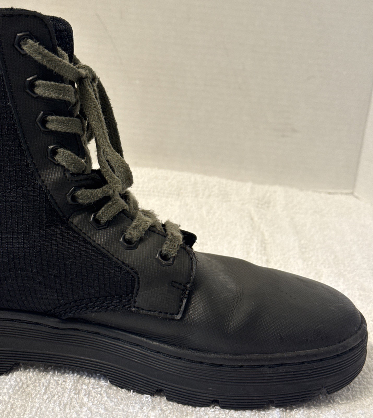 Dr. Martens Combs II 8 Eye Utility Lightweight Black Combat Boots Size M 9/W 10