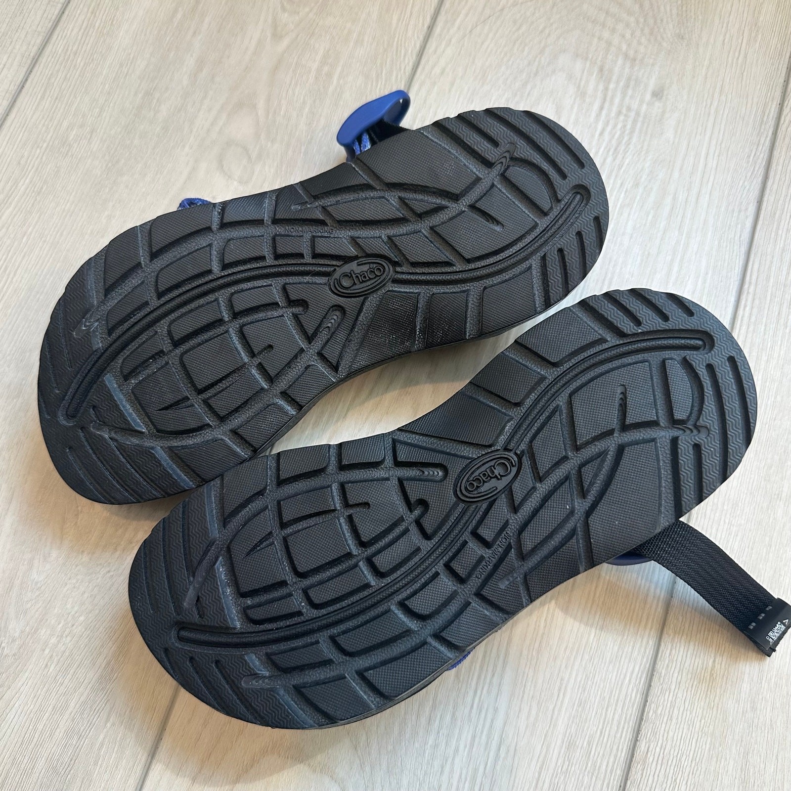 Chaco Z Cloud X2 Overhaul Blue slip resistant adjustable water sandals women’s 6