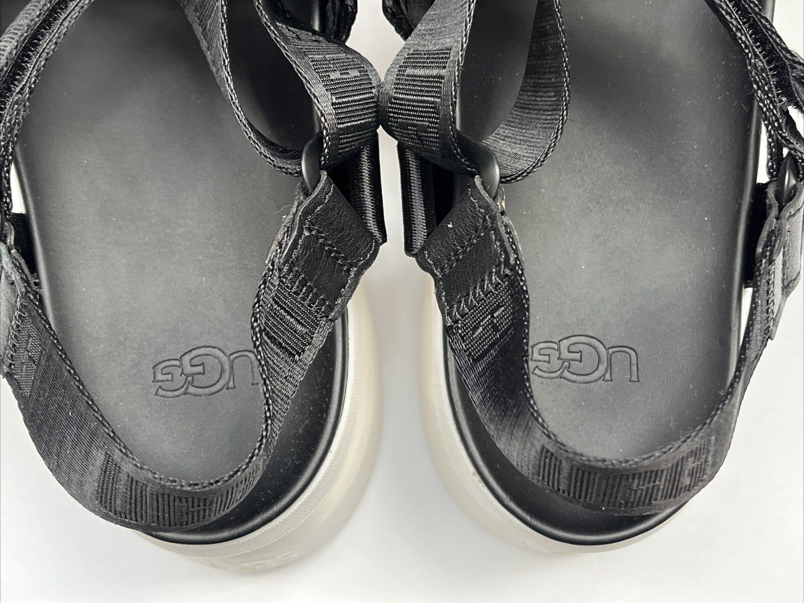 New! UGG Women’s Black LA Shores Platform Sandals Size 10, Casual