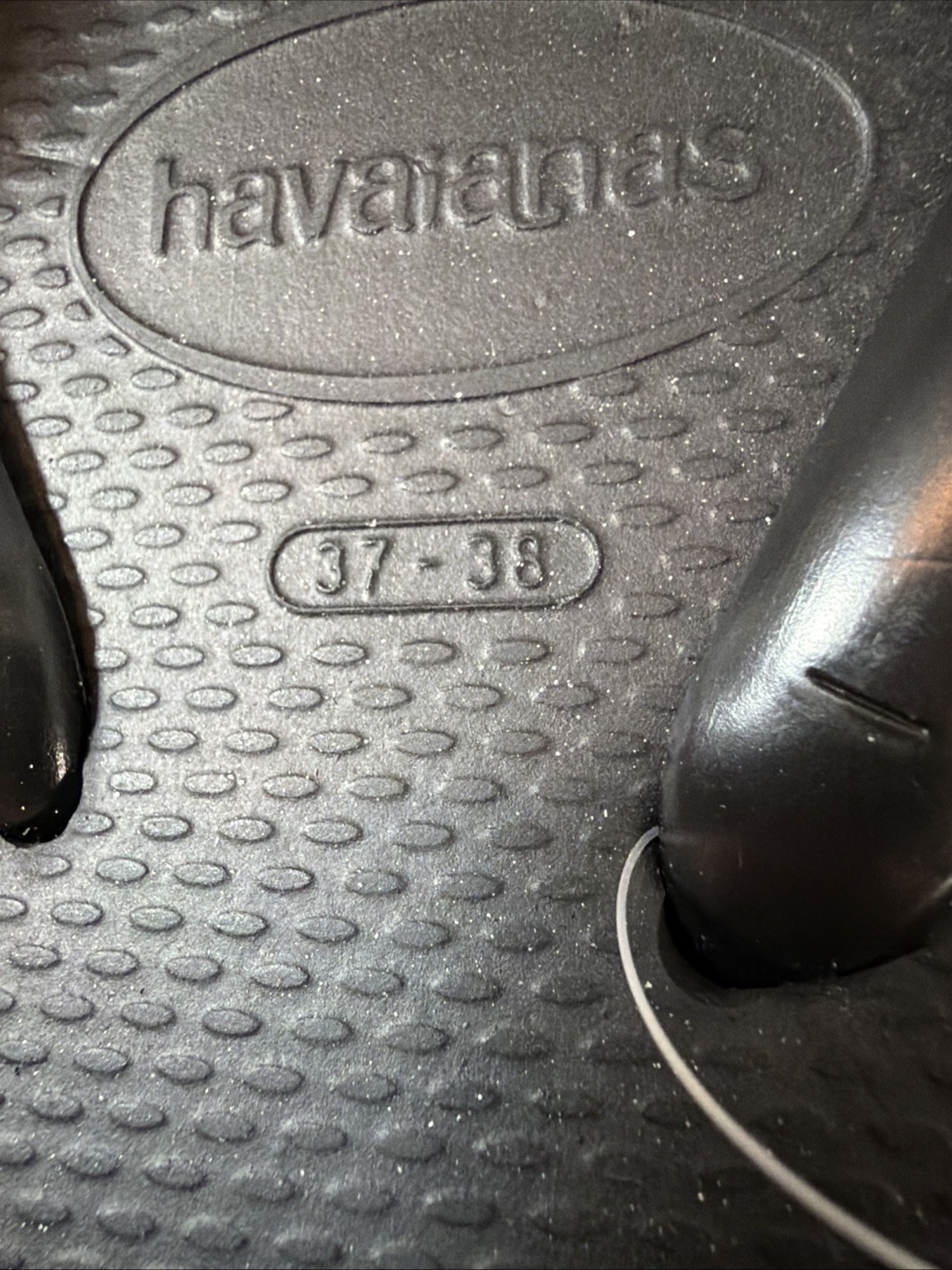 Havaianas Black Thong Flip Flop Slippers. Unisex. Size 7/8. NWT!