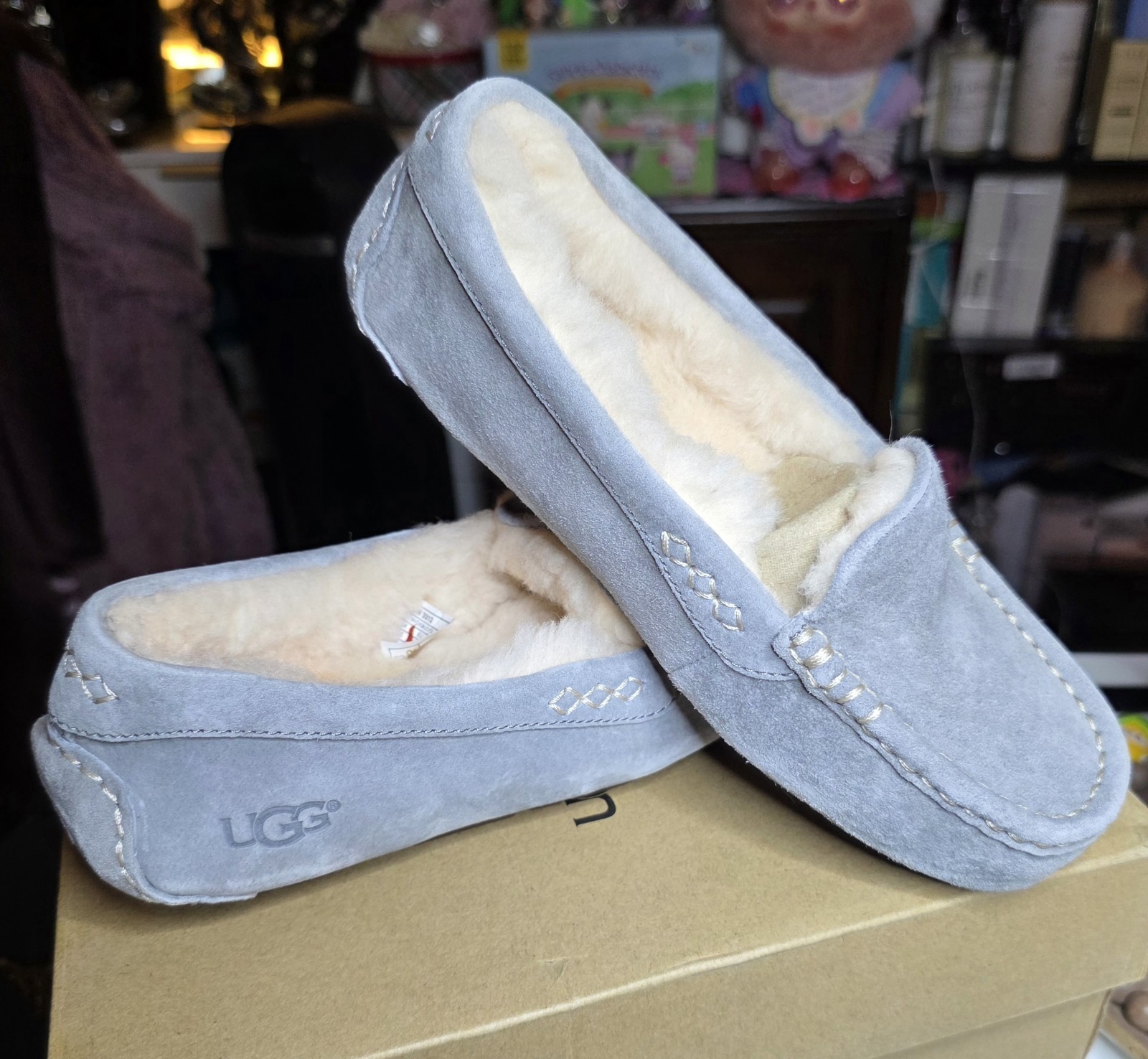 UGG Ansley Women’s Moccasin Slipper Grey In Size 5