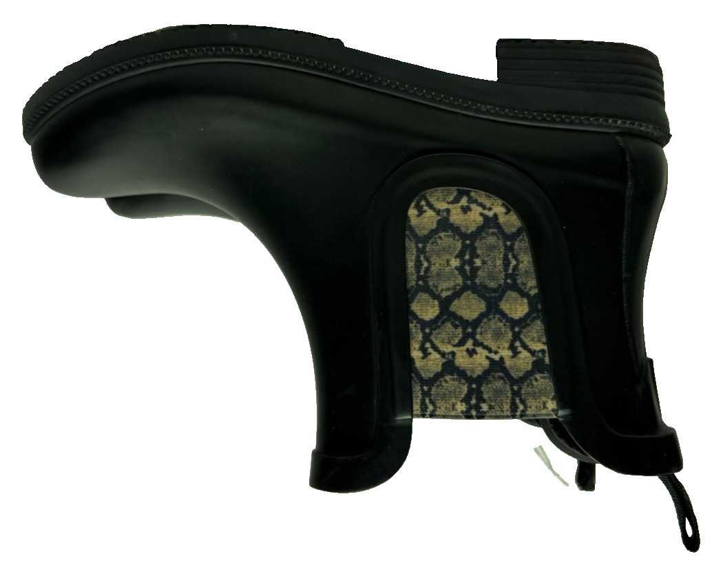 Joules Rutland rubber ankle rain Boots in black with a snakeskin pattern size 6