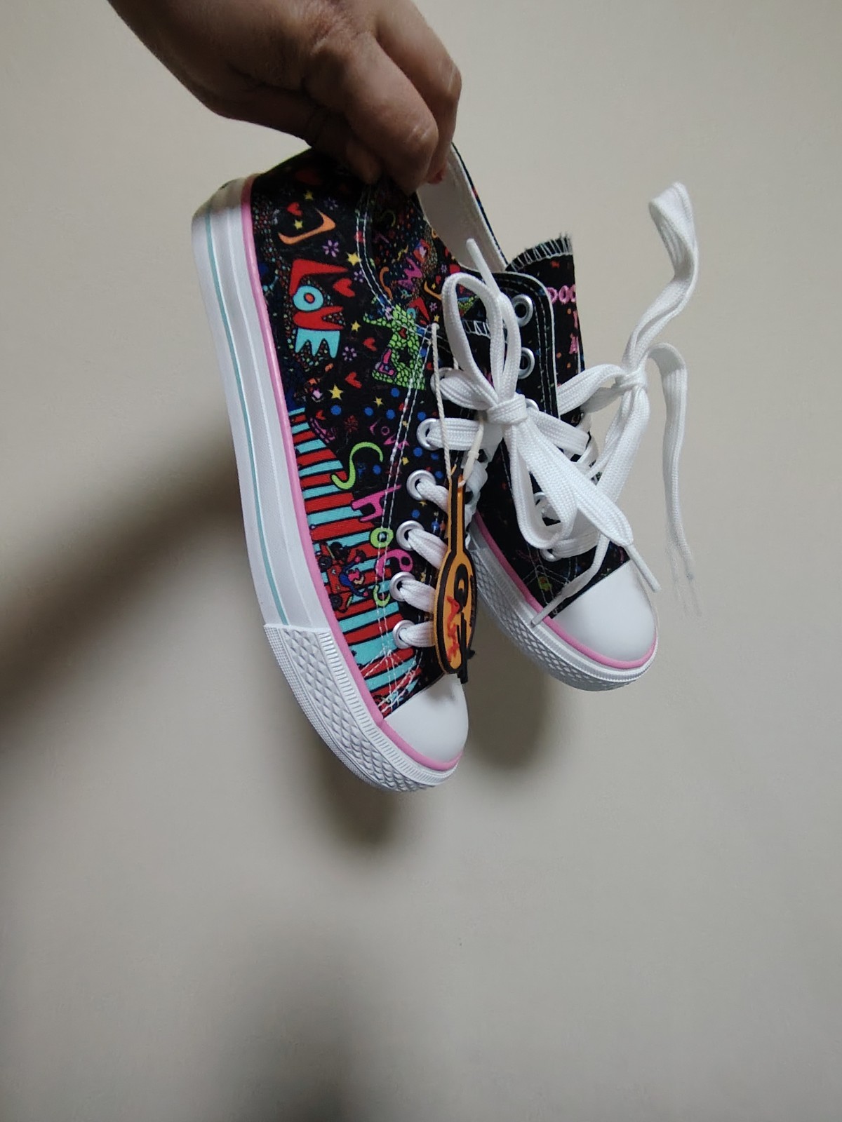 Limited Edition sneakers – exclusive Dockers by Gerli X Art model