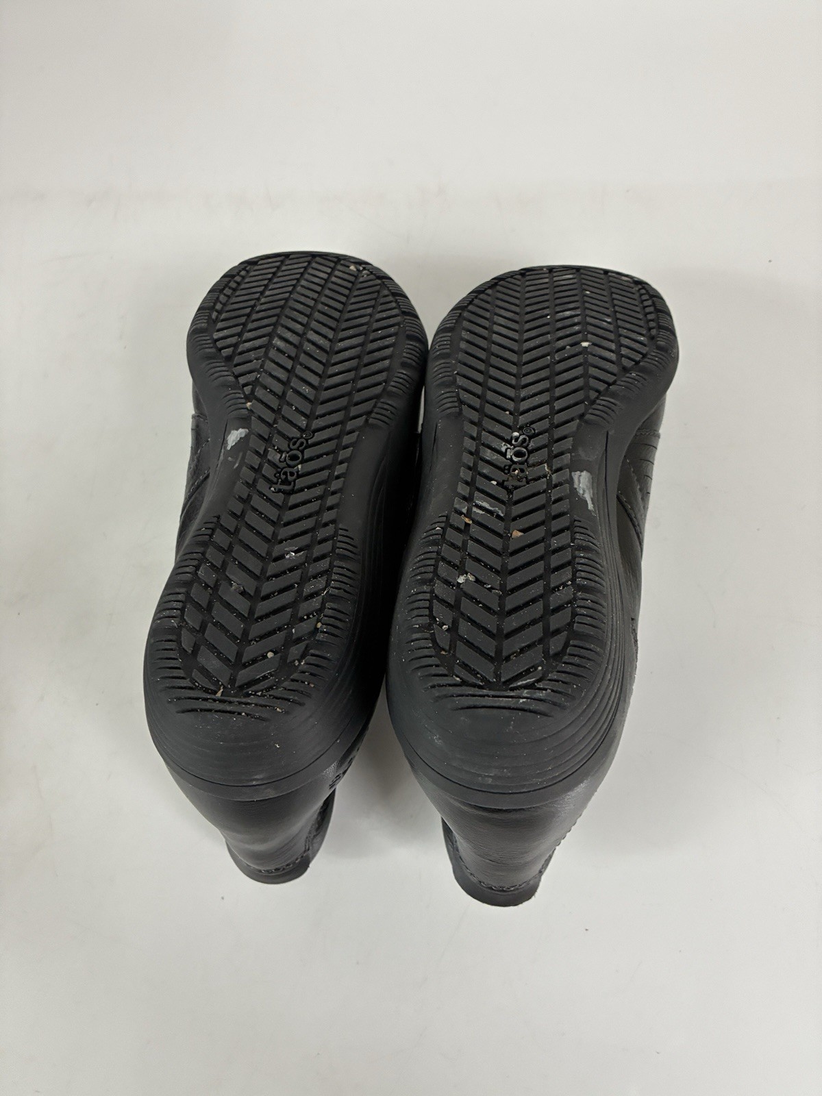Taos Women’s Habit (HAB-13939) Leather Bootie Black Size 9 W Ankle Logo Zipper