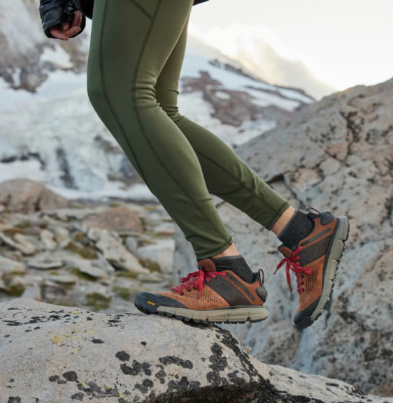 NEW DANNER Women’s Trail 2650 – Brown/Red NOT SHIP CA,NY (NWB)