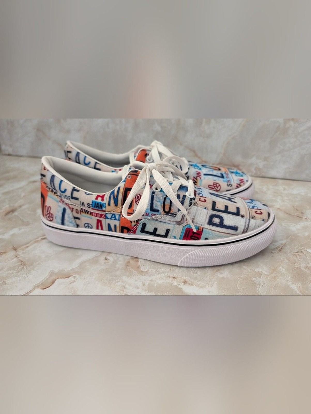 Yes We Vibe Casual Low-Top Graphic Lace-Up Sneakers – Multicolor Woman’s Sz 7