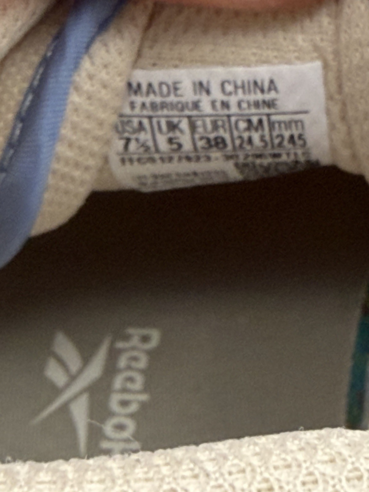 Reebok Classic Leather Lifestyle Sneakers Women’s Size 7.5 Cream Beige Blue