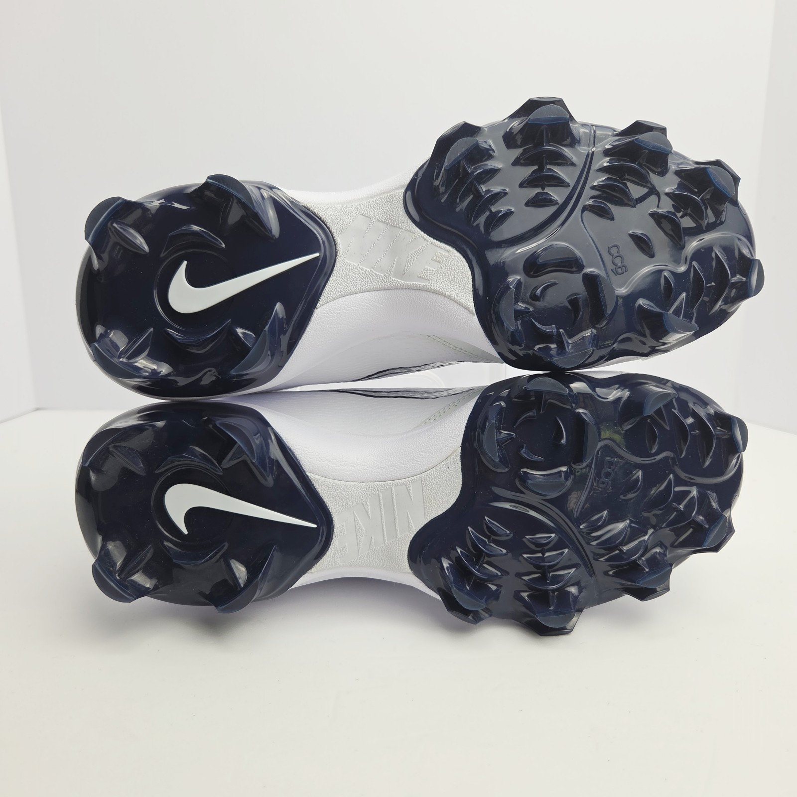 Nike Hyperdiamond4 Pro MCS Womens 10 Low Top Softball Cleats Navy White Athletic