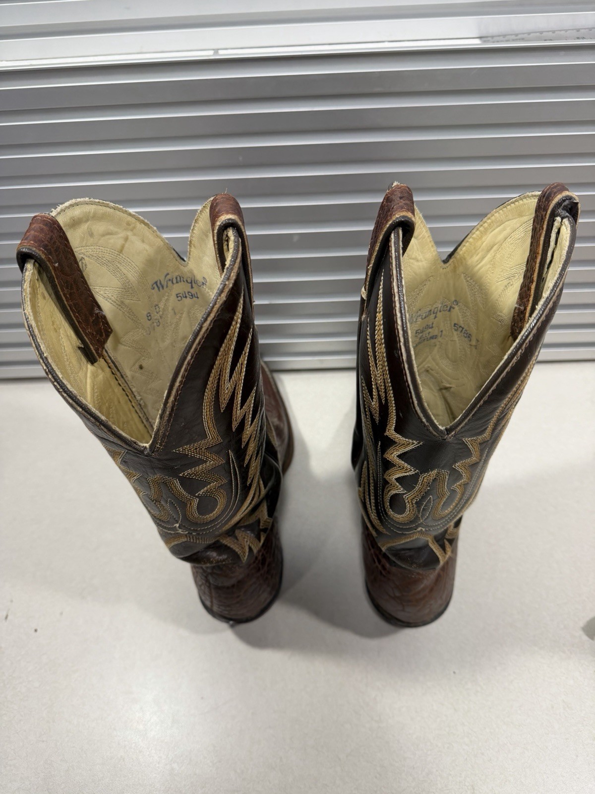Vintage Wrangler leather boots. Made in USA. 8 Women’s Cowboy Western Boot-Brown