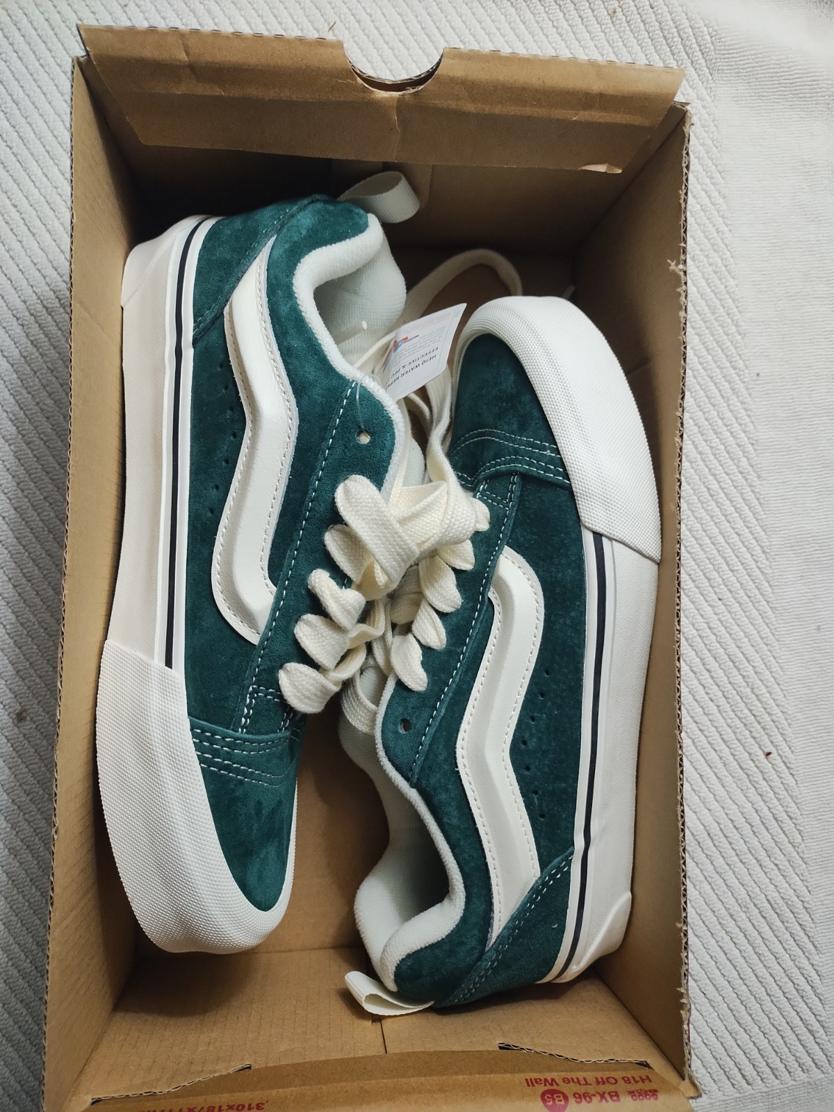 Vans Knu Skool Suede Green White – VN000CS0CX2 – Mens Womens