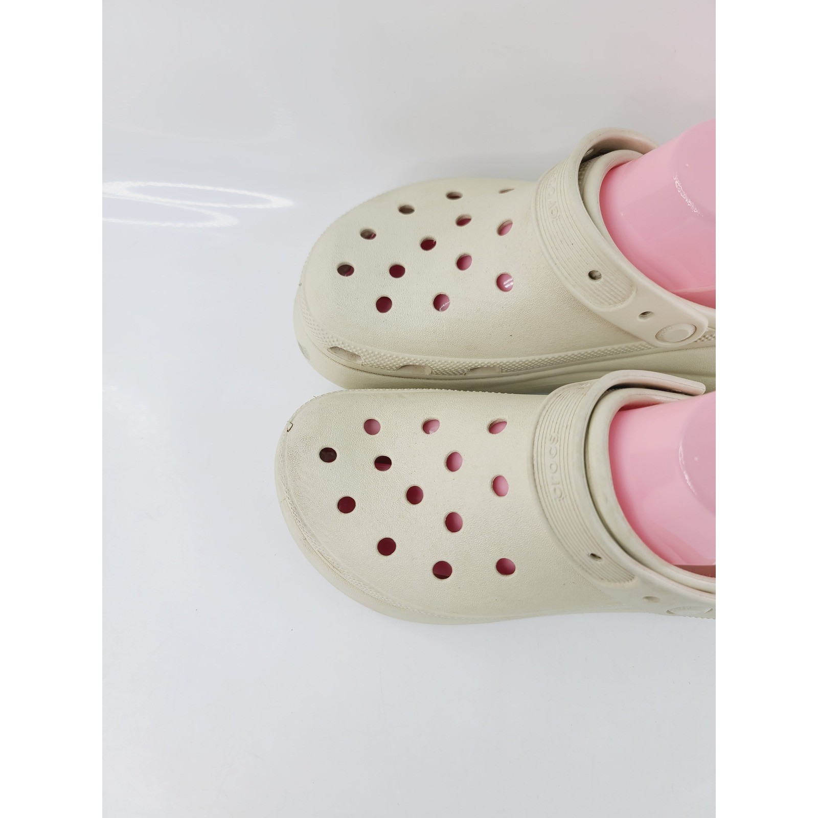 Crocs, Solid Croslite Slip On Clogs Sandals, Men Size 5 Womens Size 7 Bone White