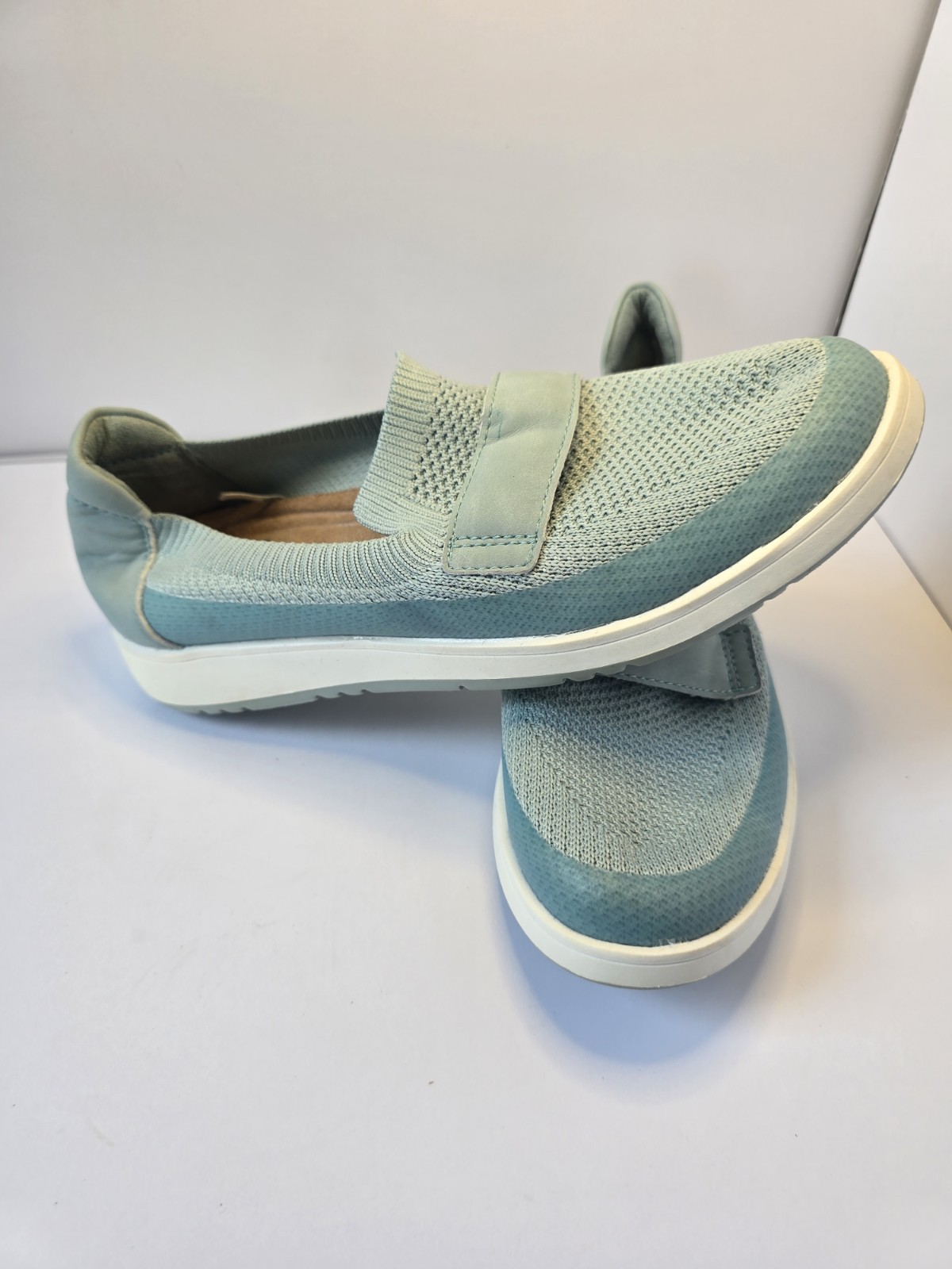 Time & Tru Women’s Blue Comfort Shoes Size 6.5
