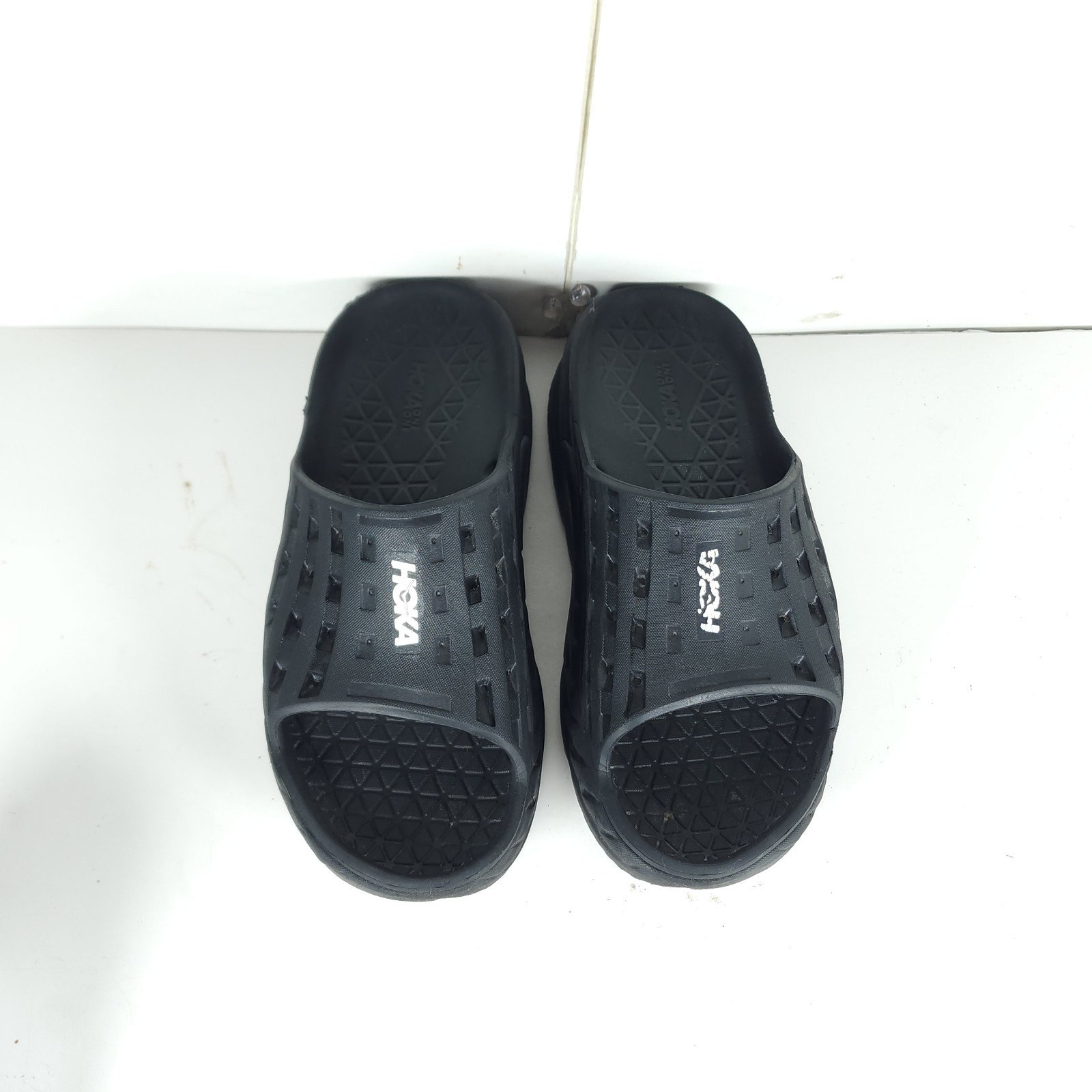 Hoka One One Ora Recovery W9 M7 Black Slide Comfort Sandals