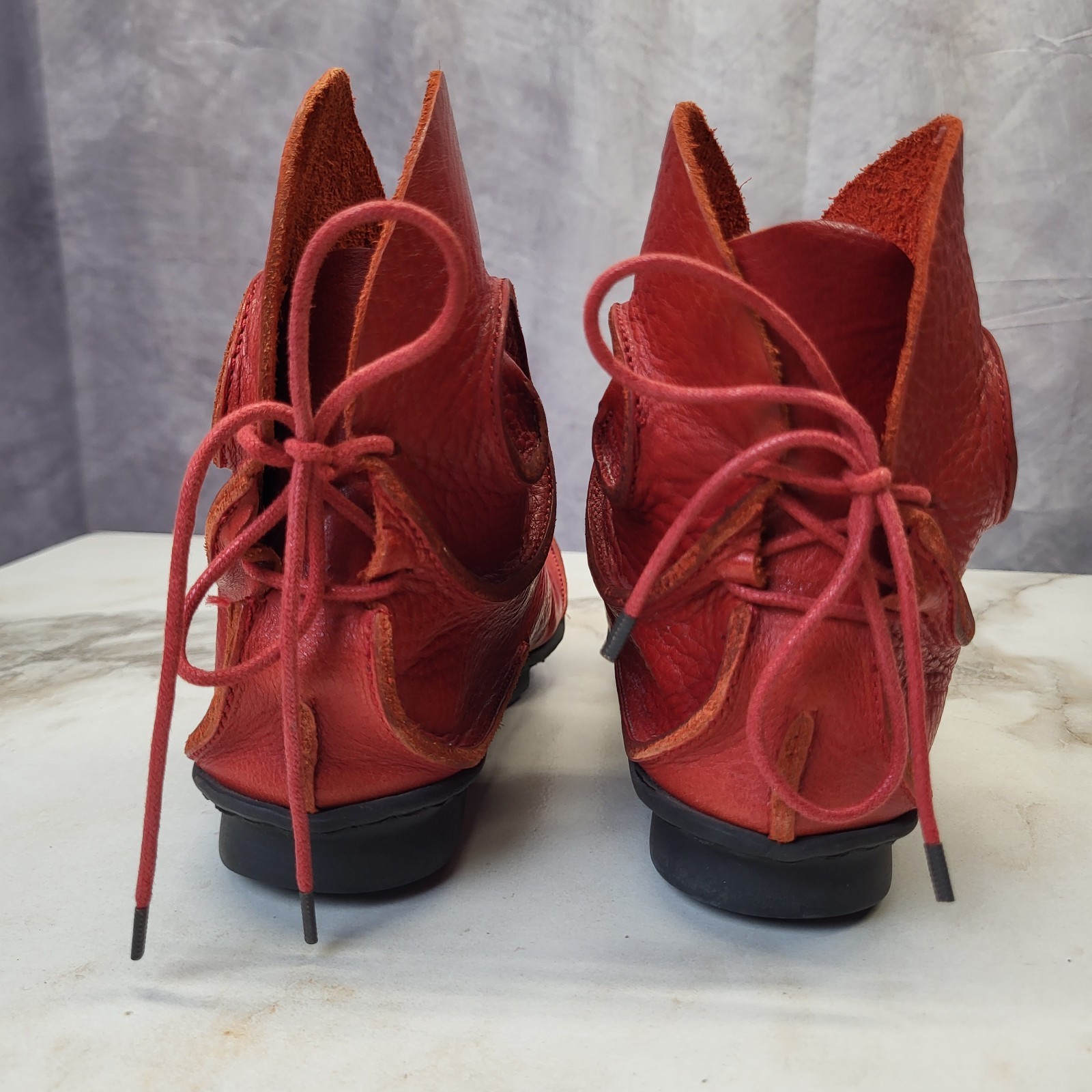 Trippen Taurus Penna Back Lace Midevil Peasant Booties Red Elf Women’s 37