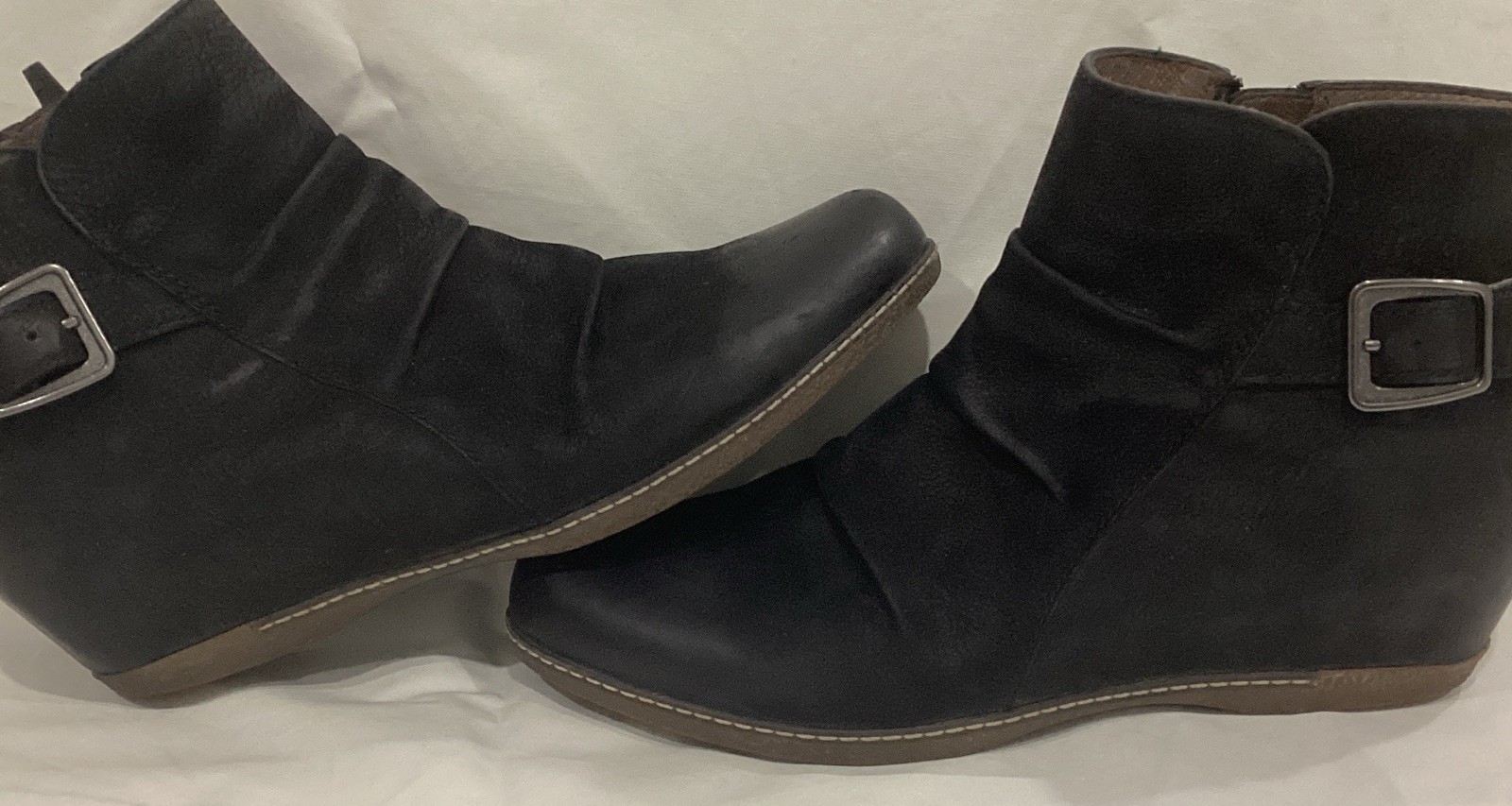 Dansko Women Lia Ankle Nubuck Leather Wedge Heels Boots shoes sz 40/9.5-10