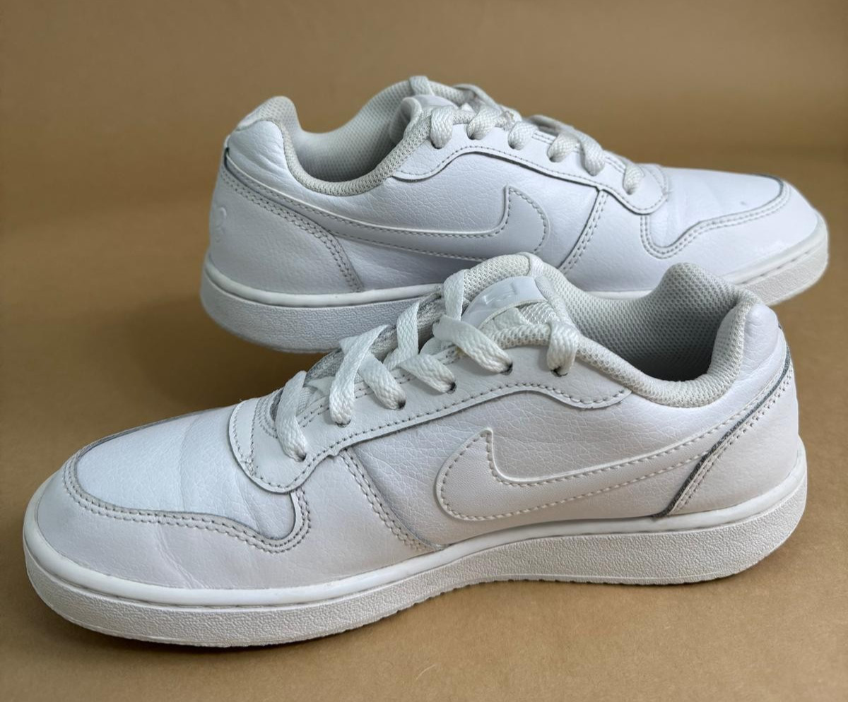 Nike Ebernon Low Top Triple White Women’s 8.5 Casual Athletic Sneakers
