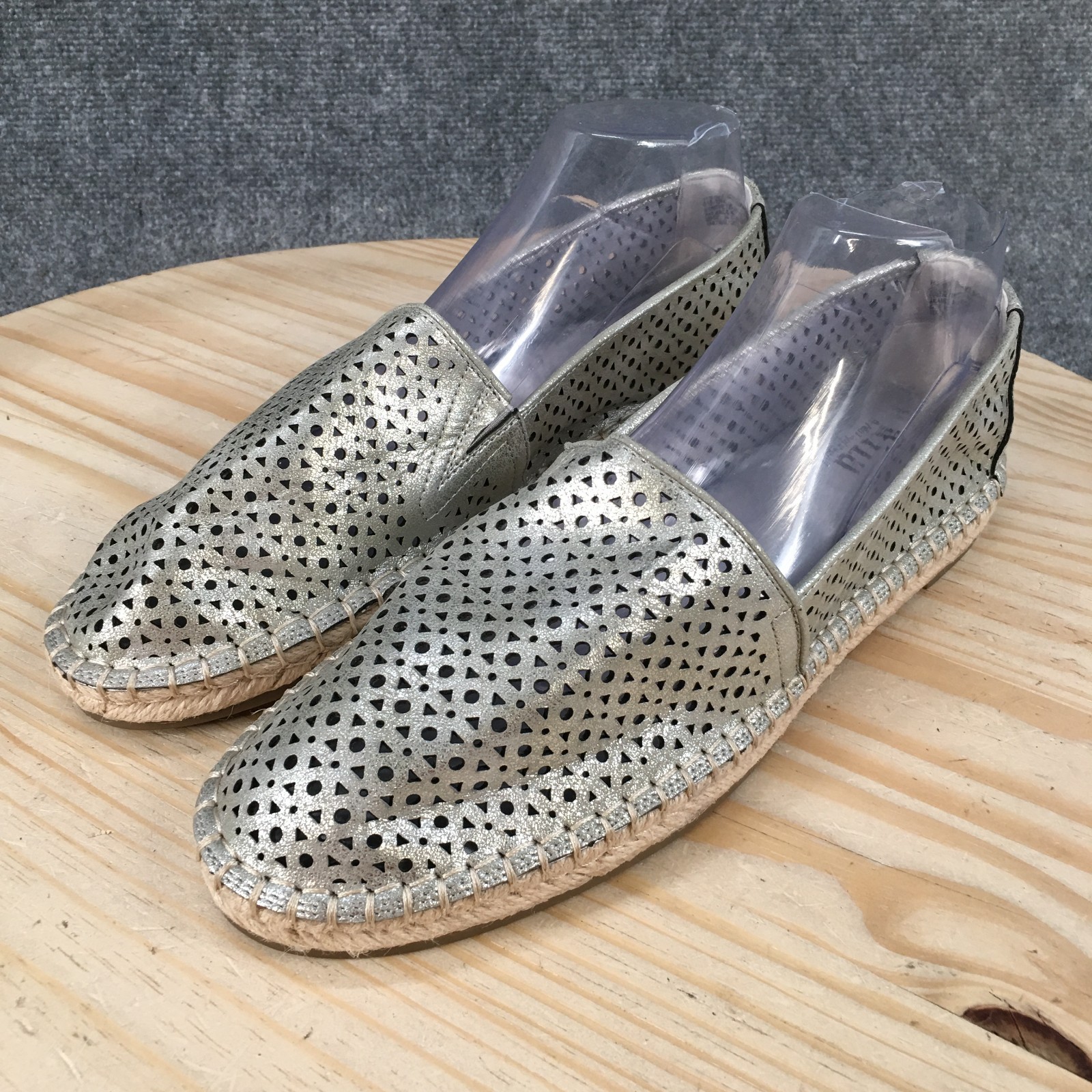ANA A New Approach Oakland Espadrille Shoes Womens 11 M Casual Low Top Silver