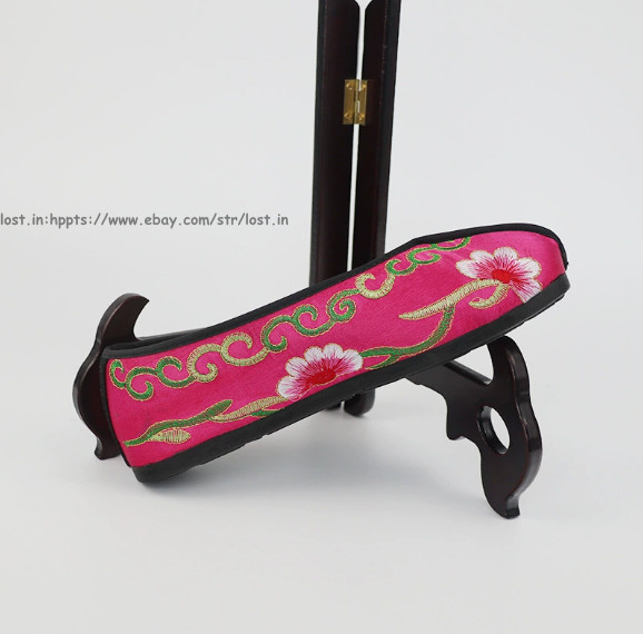 Men Women Chinese Embroidered Flats Opera Peking Opera Performance Floral Shoes