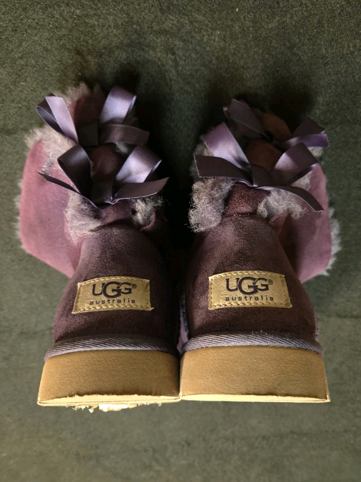 UGG Australia Bailey Bow Boots Purple Suede Size US 6 GREAT Condition FreeSH
