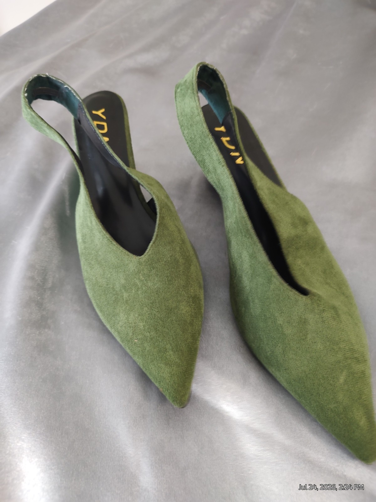 womens shoes Green suede YDN Pointed toe sling back. Size 16