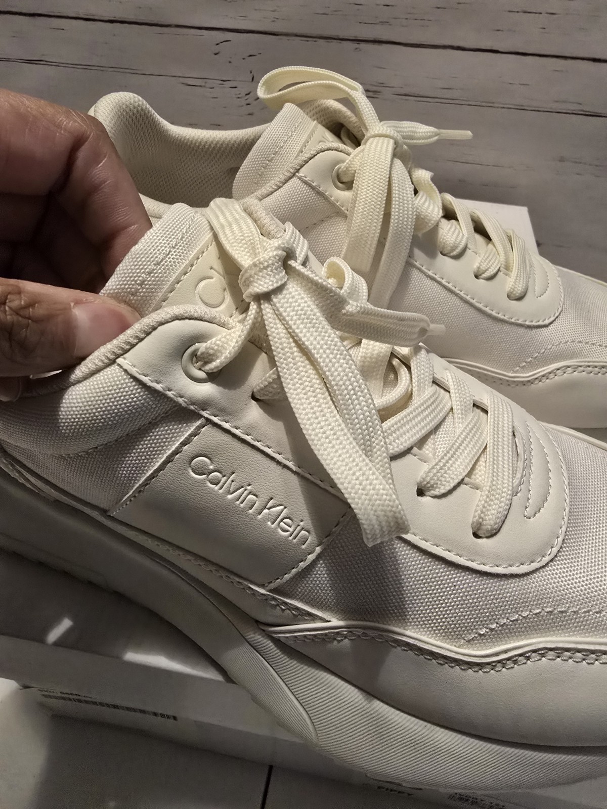 Calvin Klein Tennis Shoe Sneakers Womens 8.5 Pippy LaceUp White Casual Ivory NEW