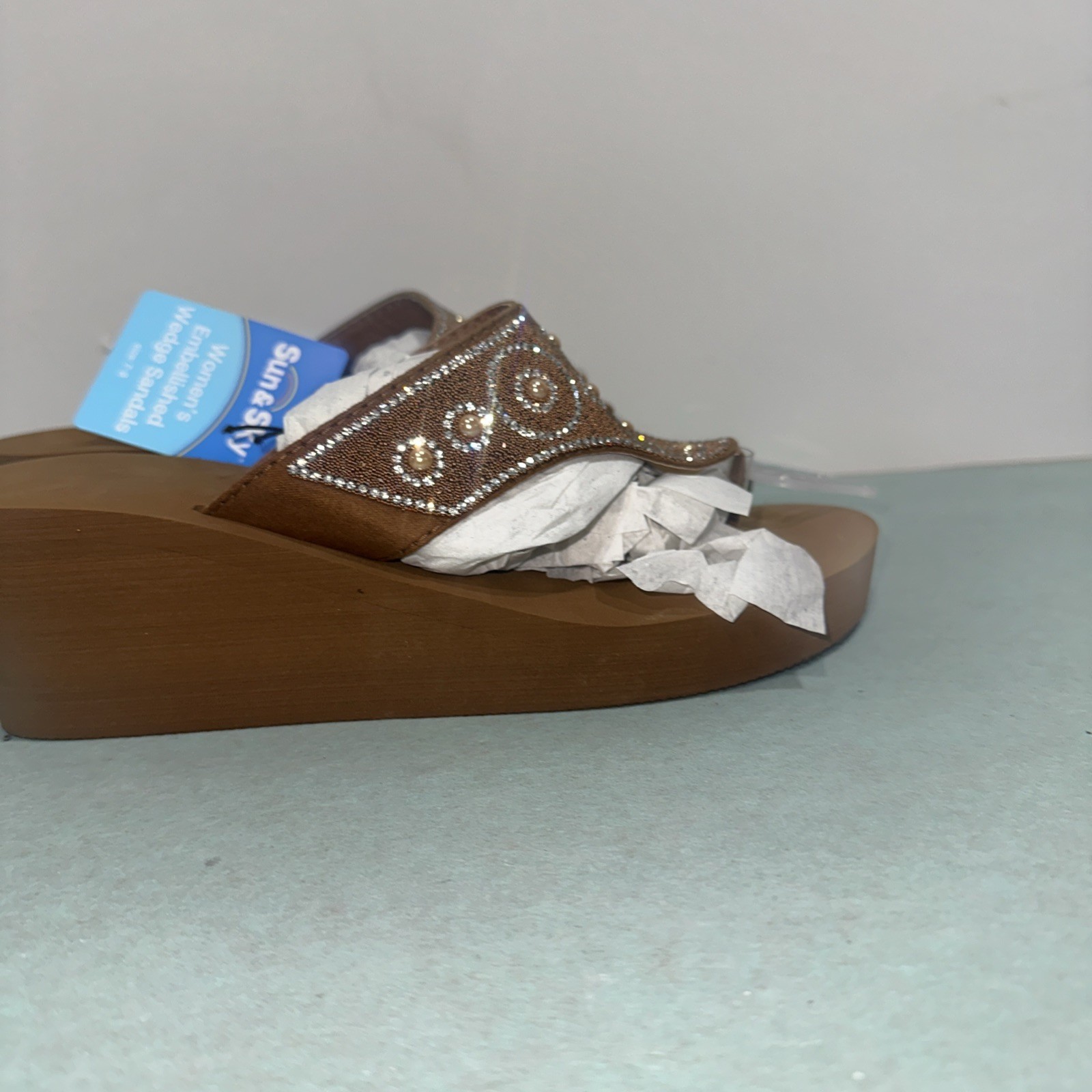 Sun & Sky Women’s 7-8 Brown Embellished Wedge Thong Sandals NWT