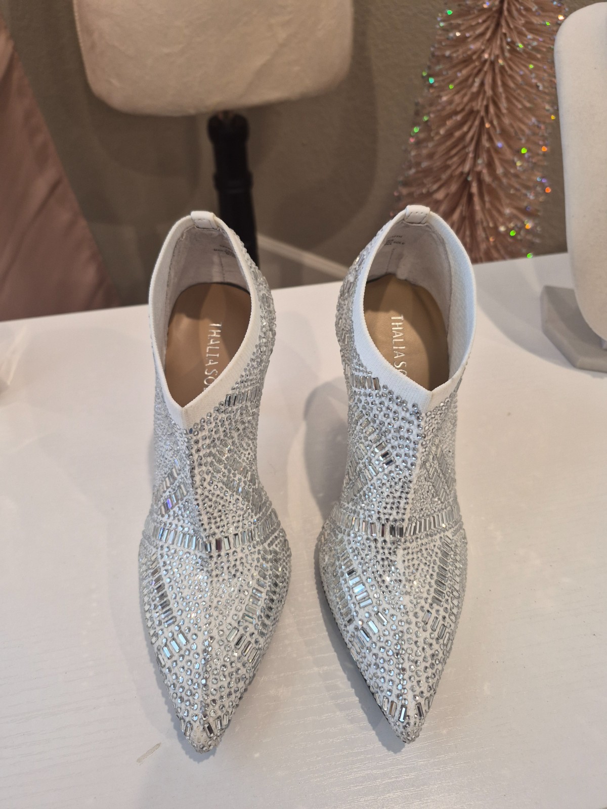 Thalia Sodi Karmen White Rhinestone Stiletto Booties Flyknit Pointed Toe US 10M