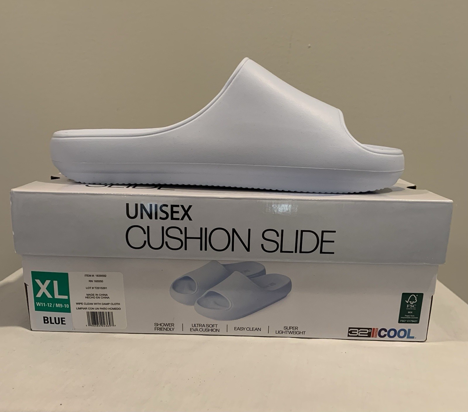 32 Degrees Cool Unisex Cushion Slide Sandals XL Light Blue W11-12/M9-10 NIB