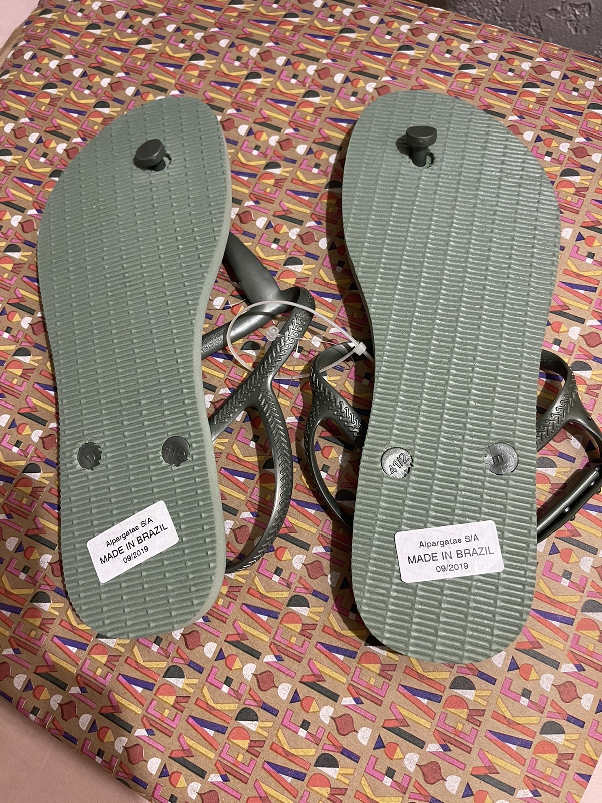 #-77- Havaianas Flip Flop Sandals Sandal SZ 9 / 10 US