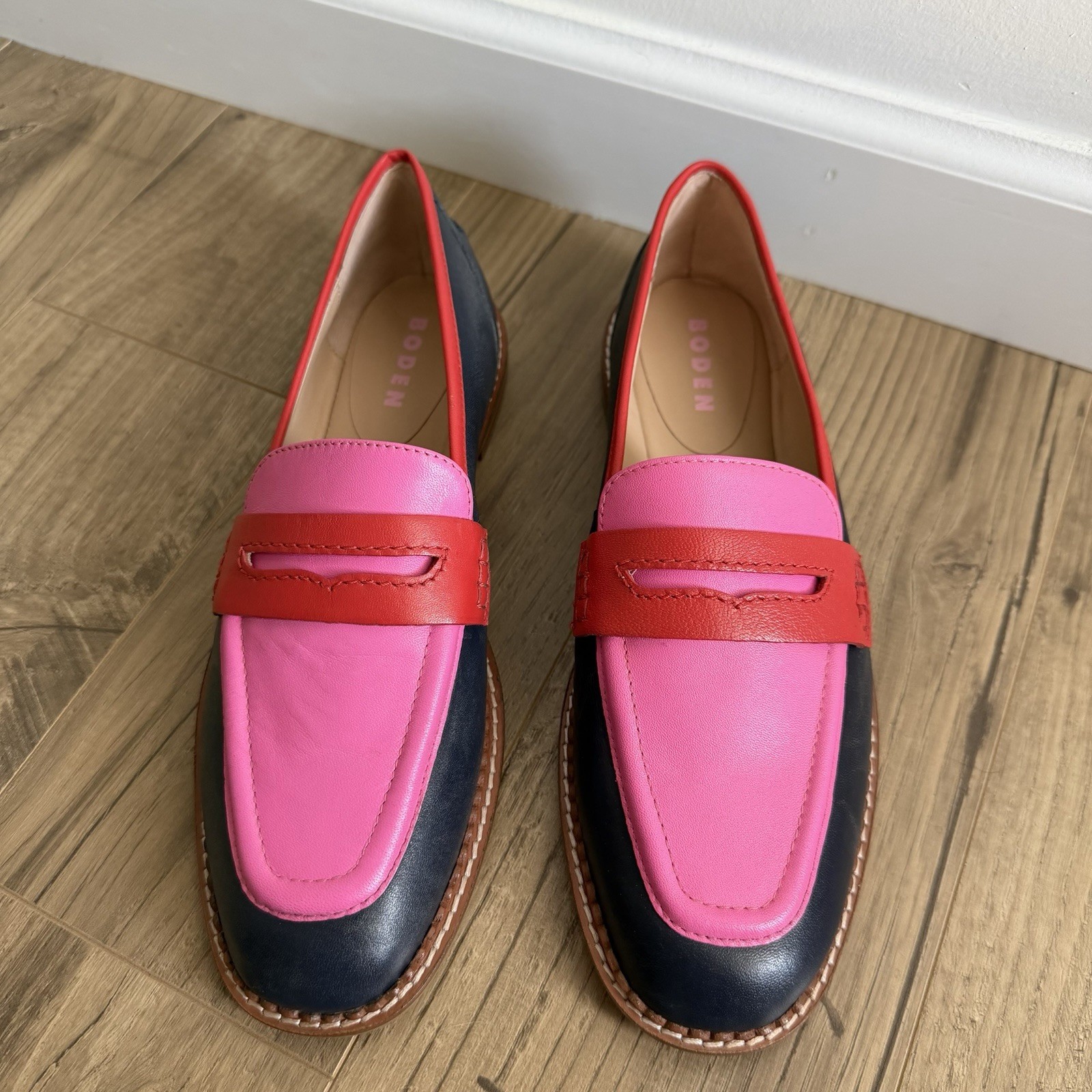 Boden Size 39 Women’s Color block Leather Penny Loafers Pink Navy Red 8.5