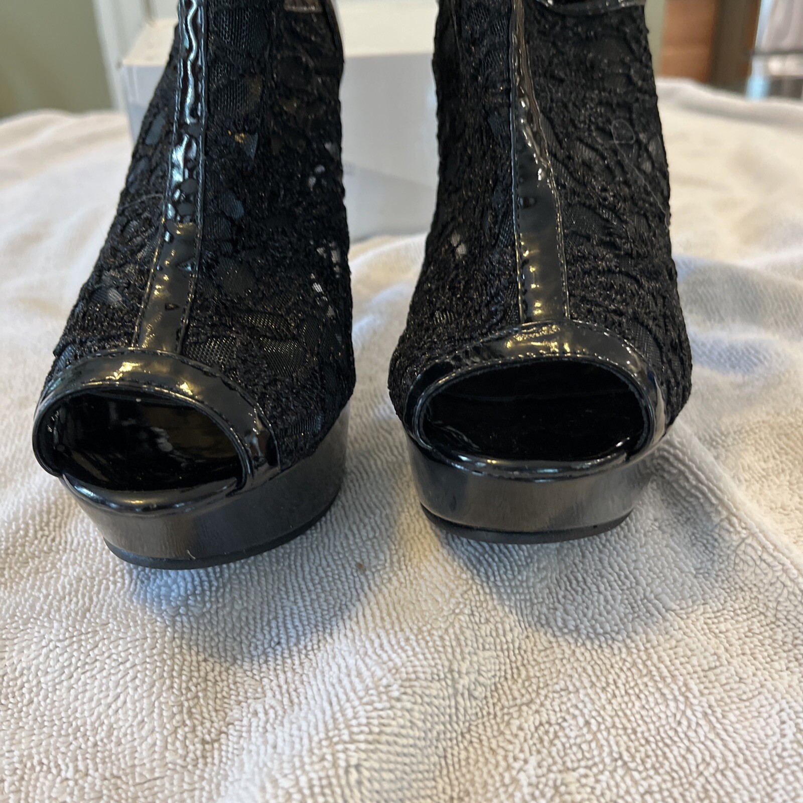 Getmorebeauty Womens LLA525 Black Platform Heels Shoes 7 Medium (B,M) NEW IN BOX