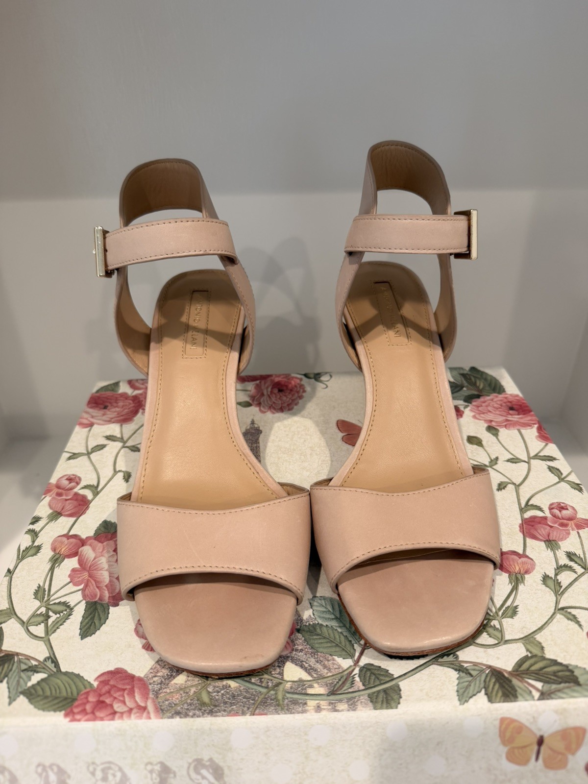 Antonio Melani Nude Suede Pointed Toe Block Heel Strap Pumps Women’s Size 8.5M