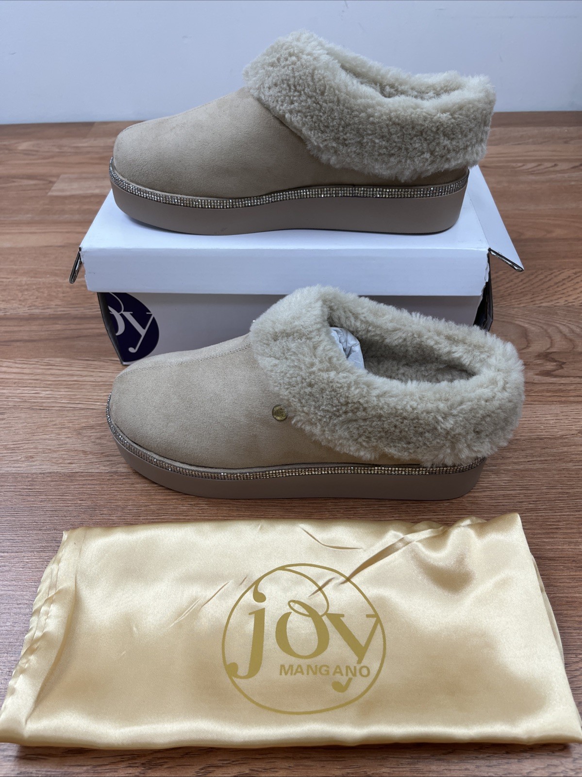Clean Boss Joy Glamorous Cozy Slippers w/ Orthotic Insoles Oatmeal 8W NEW