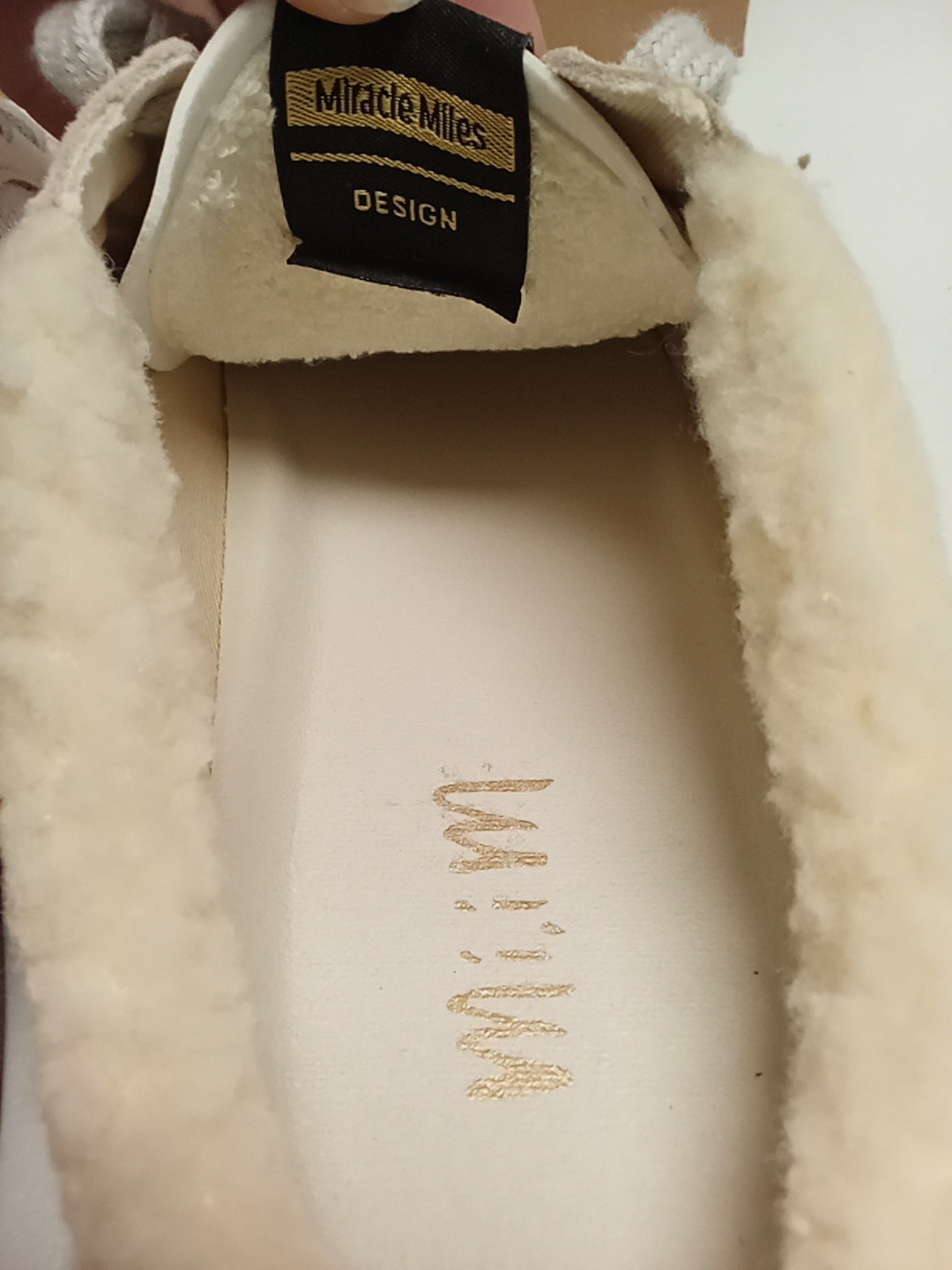 Miracle Miles Sabot Women’s Size 9 Slip-on Shoes