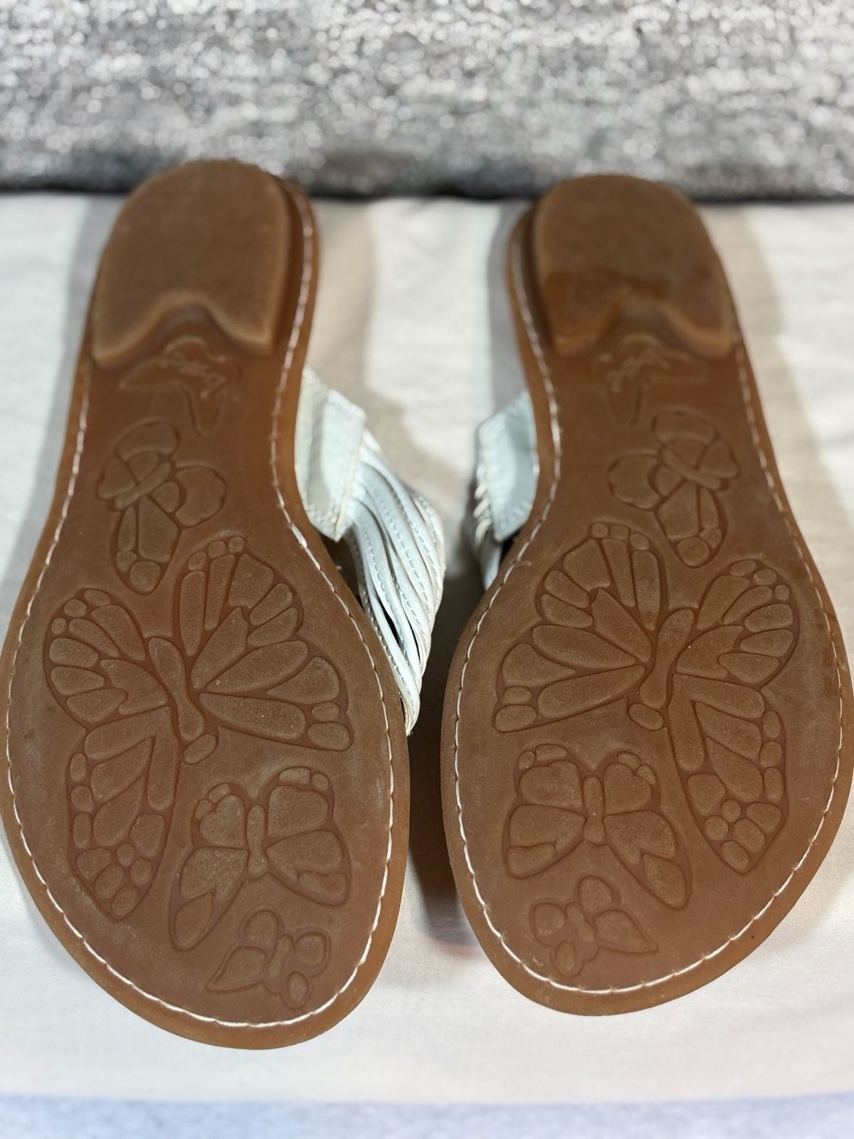 b.o.c. Born Concept Multi-Strap White Thong Sandals with Butterfly Footbed