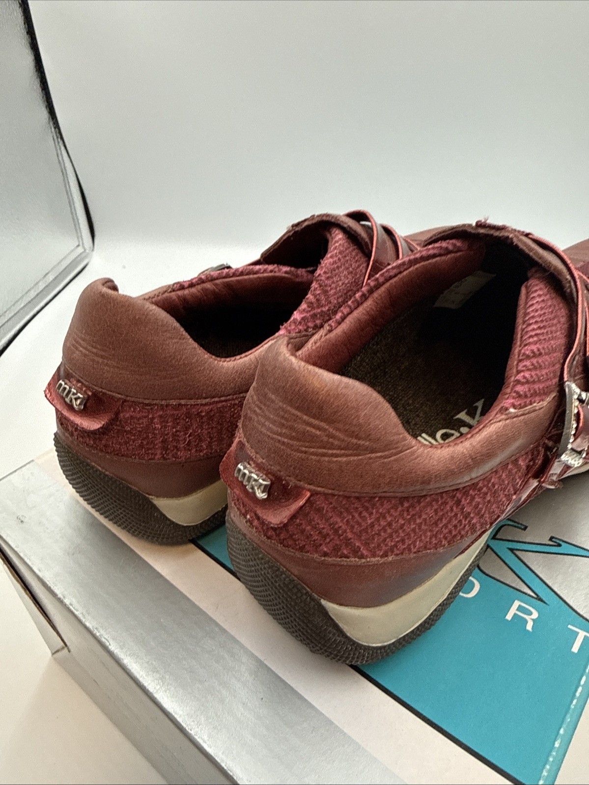 Michelle K Sport Women’s Sz 6 Red Leather Lace Up Athletic Shoes Moxie Panach